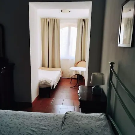Πανσιόν La Casa Del Sole 3*